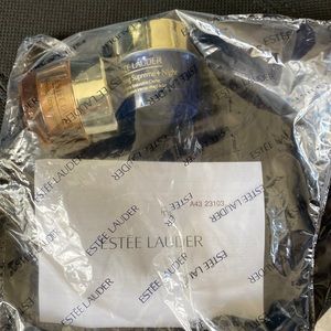 Fully sealed new Estée Lauder day and night revitalizing supreme +